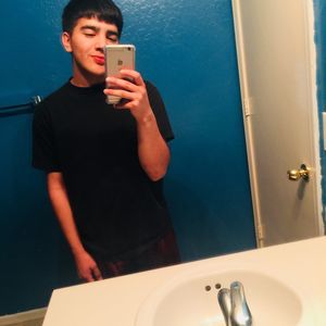 Meet your Posher, Adrian